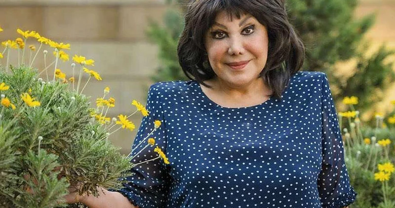 “Daha səhnəyə çıxa bilmir, çünki...” Flora Kərimovanın köməkçisi hər şeyi açıqladı