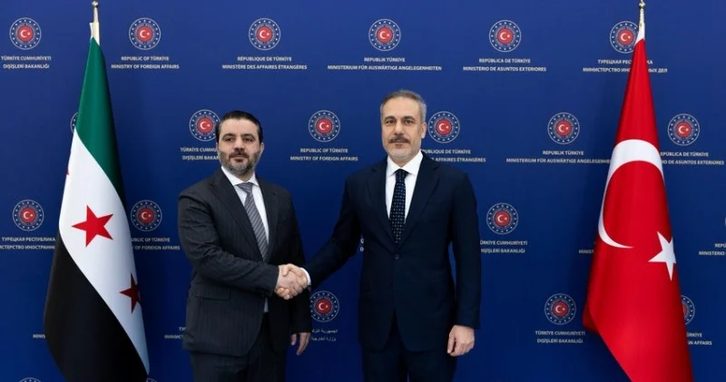 Türkiyə və Suriya XİN başçıları görüşüb