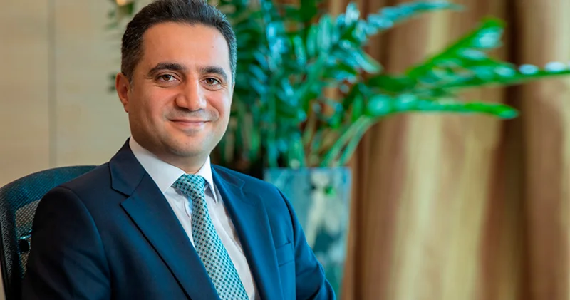 Bu bankın rəhbərliyi ildə yarım milyon maaş alır