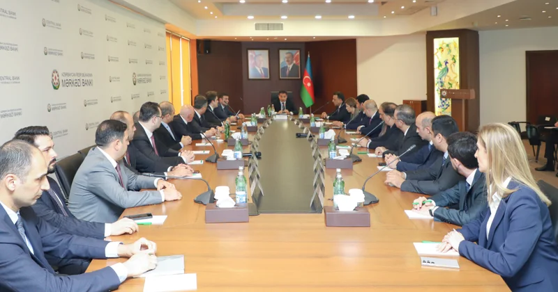 Sığorta sektorunda dayanıqlılıq prinsiplərinin tətbiqinin genişləndirilməsi müzakirə olunub