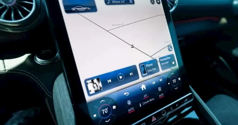 Mercedes 144 min avtomobili geri çağırır