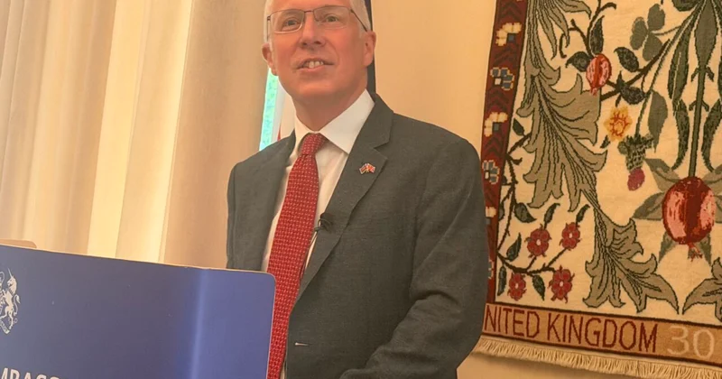 Britaniya səfirinin Azərbaycanda sevdiyi söz