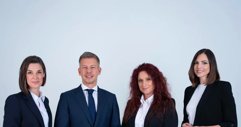 Üç teleaparıcını hökumət sözçüsü təyin etdi