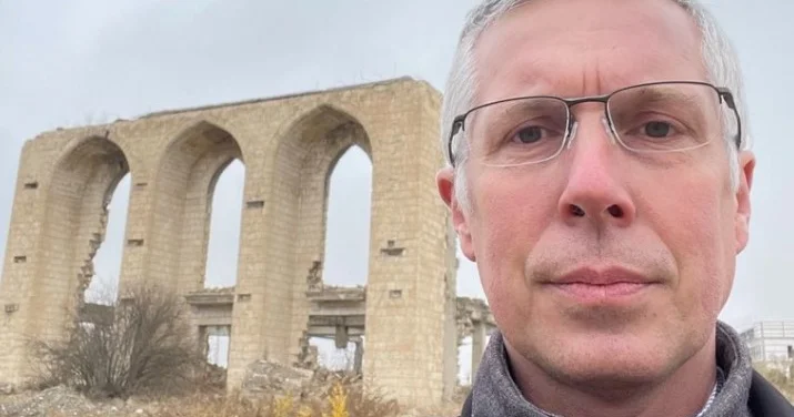 Фергюс Олд назвал поездки в Карабах одним из самых незабываемых моментов своей работы Minval Politika