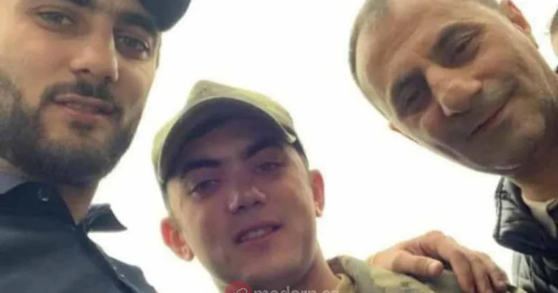 Şəhidin son fotosu: Polad Həşimova görə cəbhəyə könüllü yollanan KƏŞFİYYATÇI