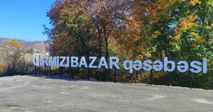Qırmızı Bazara köç olub