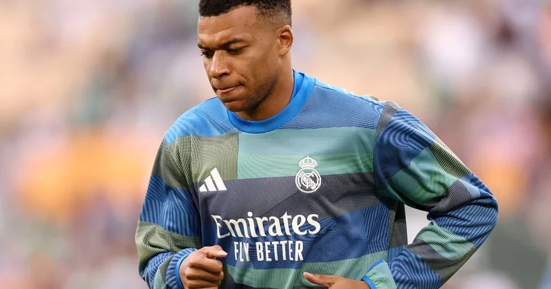 Kilian Mbappe: “Fransızlar bədbəxt olduqları zaman xoşbəxt olurlar”