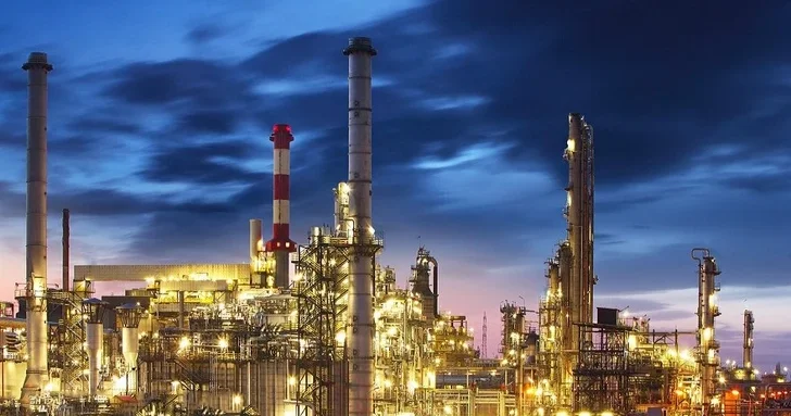 Стало известно, когда крупнейший газоперерабатывающий завод ОАЭ вернется к полноценной работе