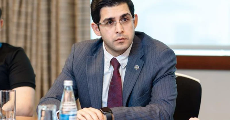 “Ekspert rəyi açıq aydın ortaya qoyur ki, imzalar məhz ona məxsusdur” Yaqub Nəcəfli