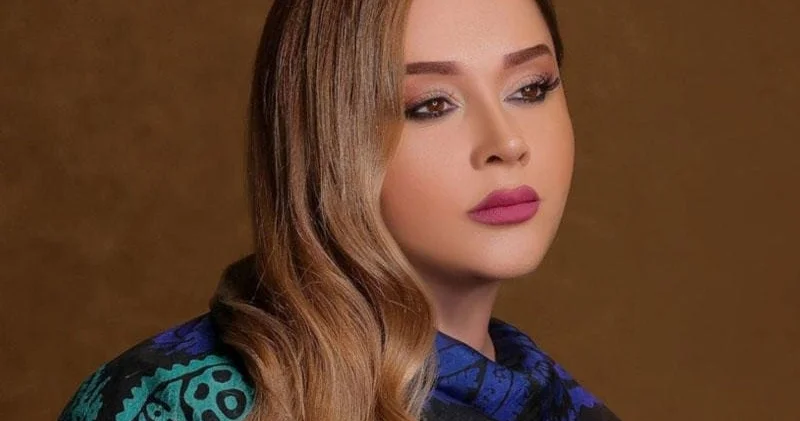 Səhnəyə çıxanda səhnənin çıxmağa yer axtardığı müğənni Saffari yazır…