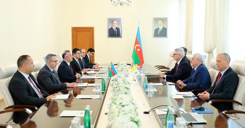 Azərbaycanla Vatikan səhiyyə və pediatriya sahəsində əməkdaşlığı müzakirə edib