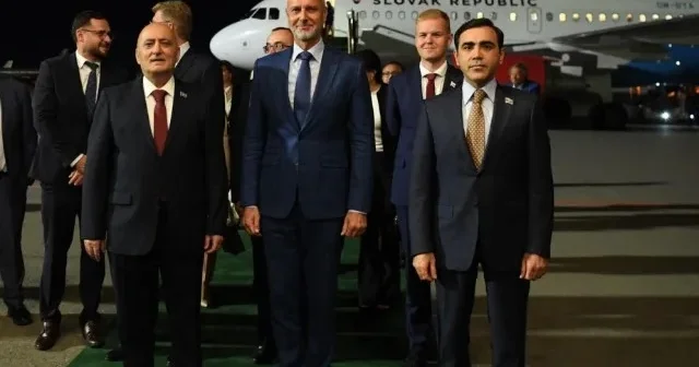 Rixard Raşi Azərbaycana gəldi