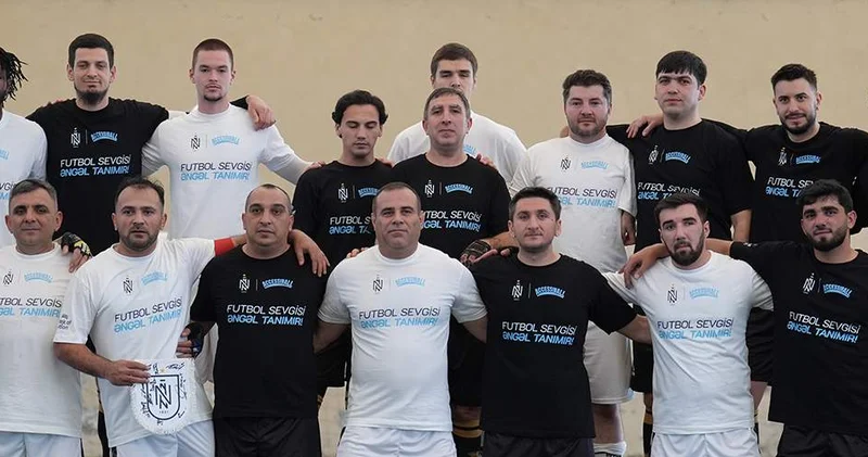 “Futbol sevgisi əngəl tanımır”