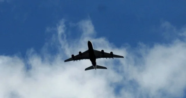 İran aviasiyasını Pakistan və Əfqanıstana köçürüb?