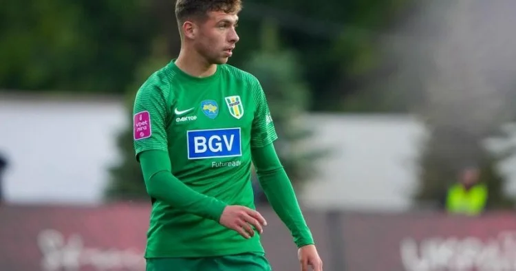 Ukrayna klubuna məxsus olan futbolçu Azərbaycanda qalacaq? özü açıqladı
