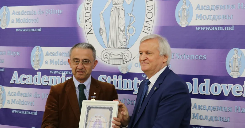 Səlim Babullaoğlu XVII Beynəlxalq Qriqore Vyeru Poeziya festivalının mükafatına layiq görülüb