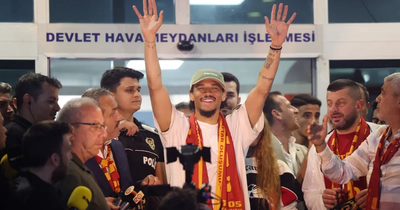 Sane İstanbula gəldi və ilk açıqlamalarını verdi
