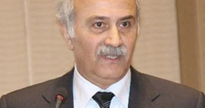 Alim, ziyalı və vətəndaş zəkası