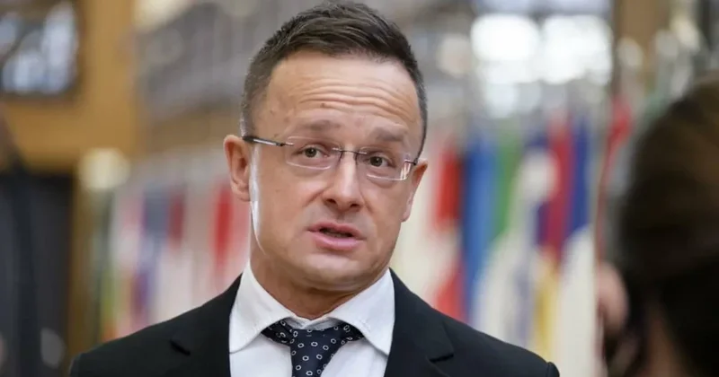 Siyarto: Macarıstan və Slovakiya Rusiyadan neft və qazdan imtina planına qarşı çıxacaq