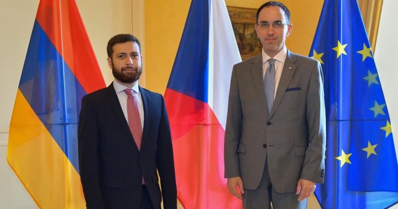 Ermənistan və Çexiya XİN rəhbərlərinin müavinləri Bakı və İrəvan arasında münasibətləri müzakirə edib