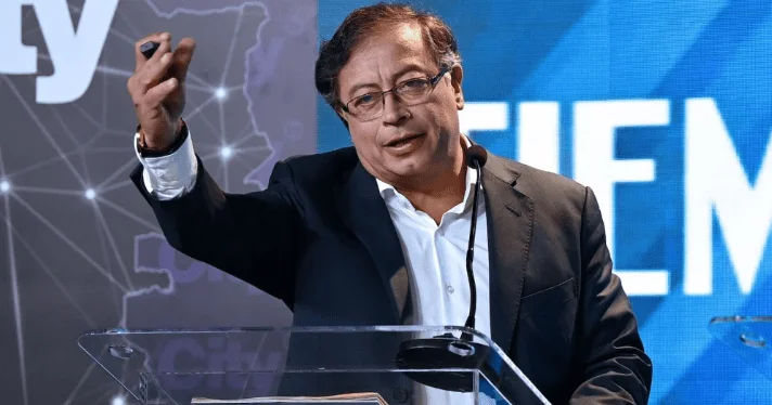Prezident: “Latın Amerikasında demokratiya təhlükədədir”