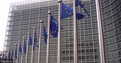 Еврокомиссию уличили в скрытом финансировании атак на бизнес