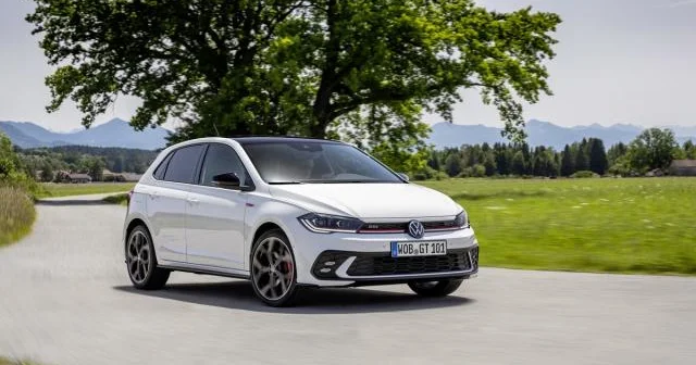 Volkswagen, modelin 50 illik yubileyi üçün xüsusi Polo buraxdı...