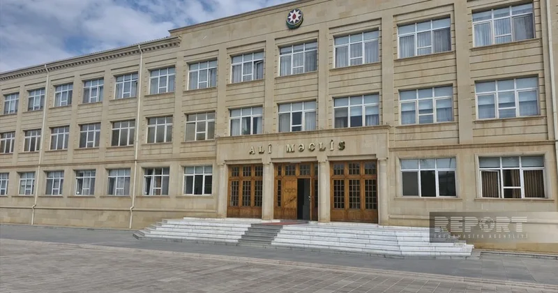 Ali Məclisin növbədənkənar sessiyası çağırıldı