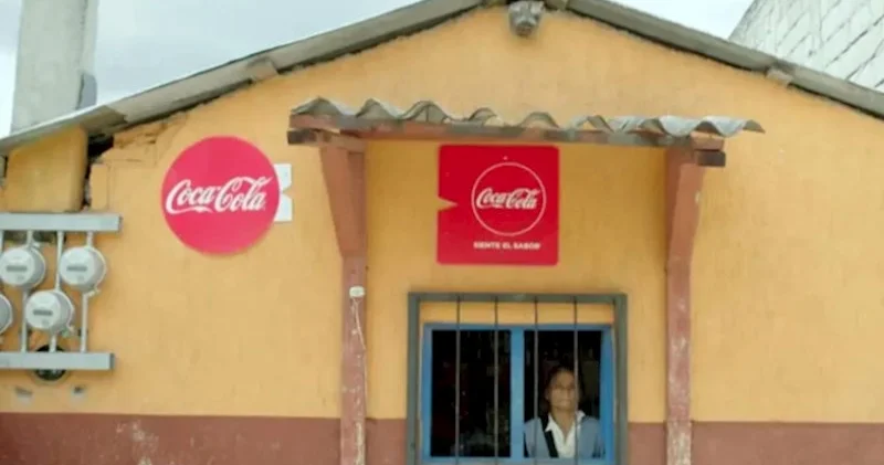 Bu kənddə sudan çox Coca Cola var: hətta dini mərasimlərdə belə istifadə olunur