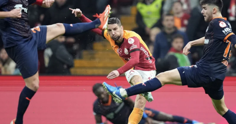 “Qalatasaray” Muslera, Mertens və Osimheni qələbə ilə yola saldı