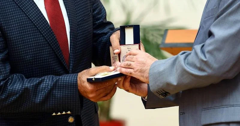 Fəxri adlara görə aylıq təqaüdün məbləği çoxaldı