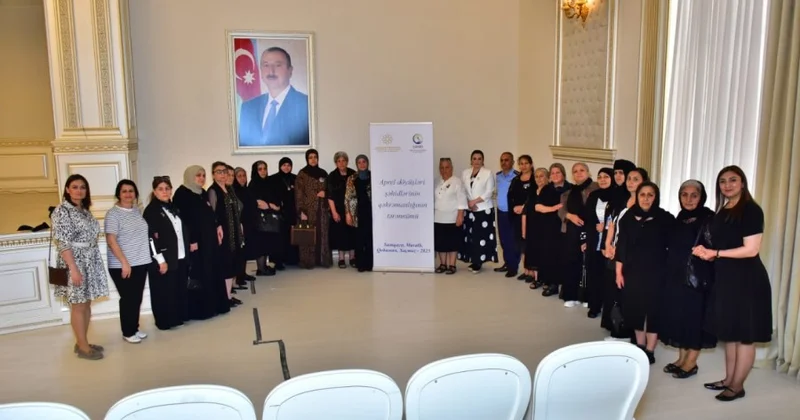 Aprel döyüşləri şəhidlərinin qəhrəmanlığının tərənnümü adlı tədbir keçirildi FOTOLAR