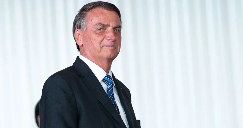 Sabiq prezident sui qəsddə şübhəli bilinir