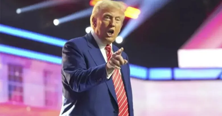 Donald Tramp etirazçıları hədələyir