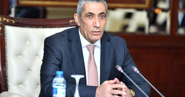 Siyavuş Novruzov: “Vətəndaşlar dövlətin, bələdiyyənin üzərinə gəlir ki...