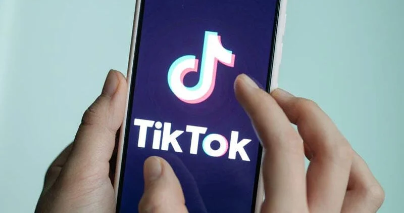Tiktokda 23 nəfərə “ucuz telefon” satdı FOTO KONKRET
