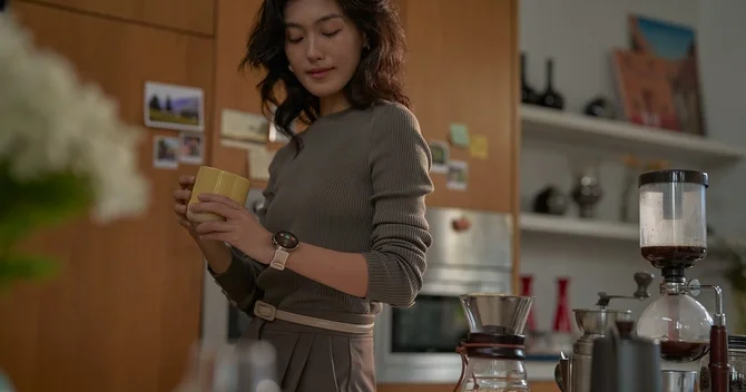 HUAWEI WATCH 5 Smart saatlarda intuitiv smart idarəetmə