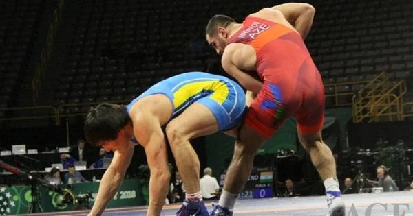 Olimpiya çempionunun iki medalı ləğv edildi