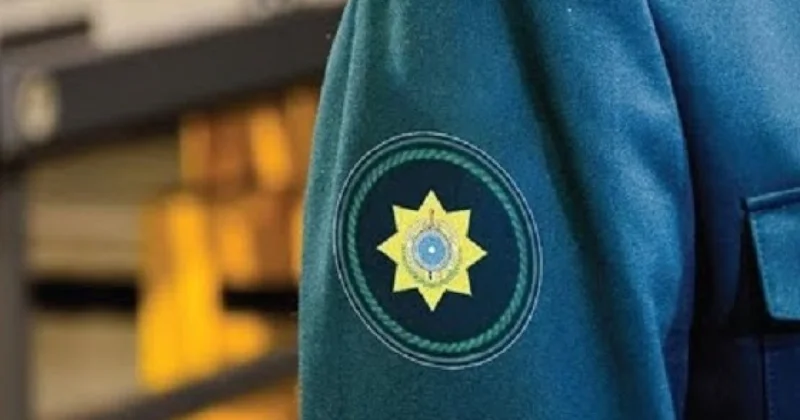 Məhkəmə Gömrük Komitəsinin sabiq şöbə rəisinə ağır cəza verdi