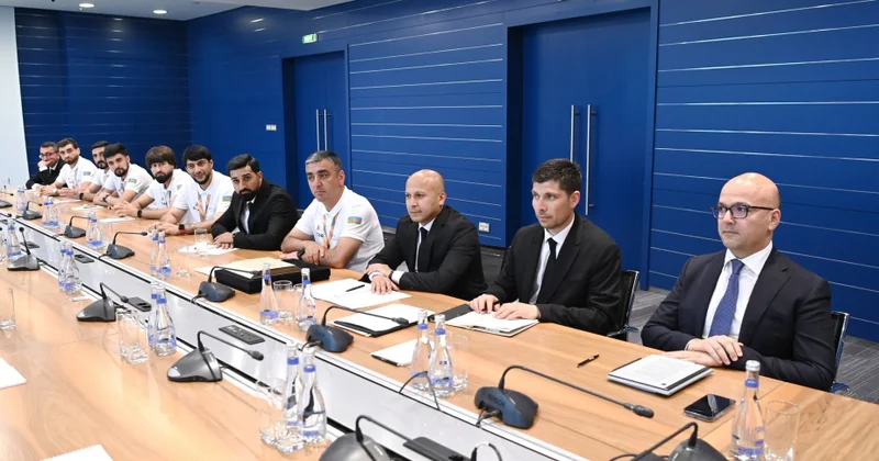 SOCAR prezidenti minifutbol komandanın III Dünya Korporativ Oyunlarında iştirakını yüksək qiymətləndirib