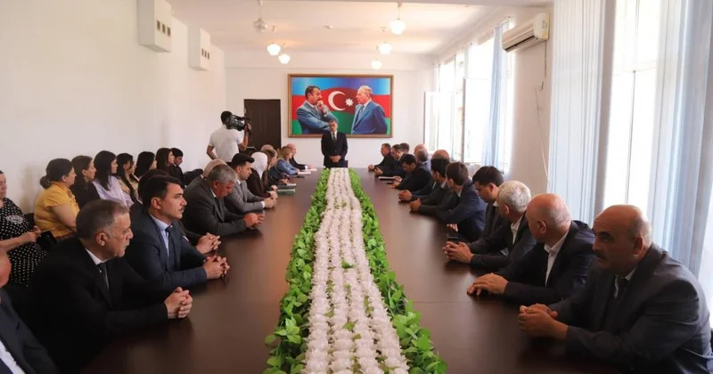 Xocavənddə 15 İyun Milli Qurtuluş Gününə həsr olunmuş “Heydər Əliyev irsi və müstəqil dövlətçilik” mövzusunda tədbir keçirilib