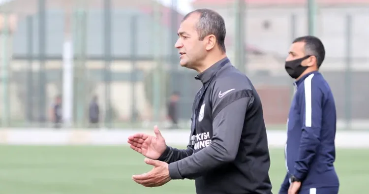 Mahmud Qurbanov Premyer Liqa klubunun təklifini geri çevirdi