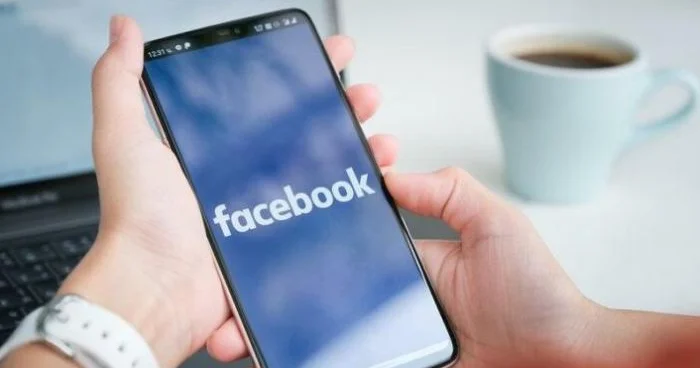 “Facebook”, “Instagram” çökdü − “Meta”nın işində problem