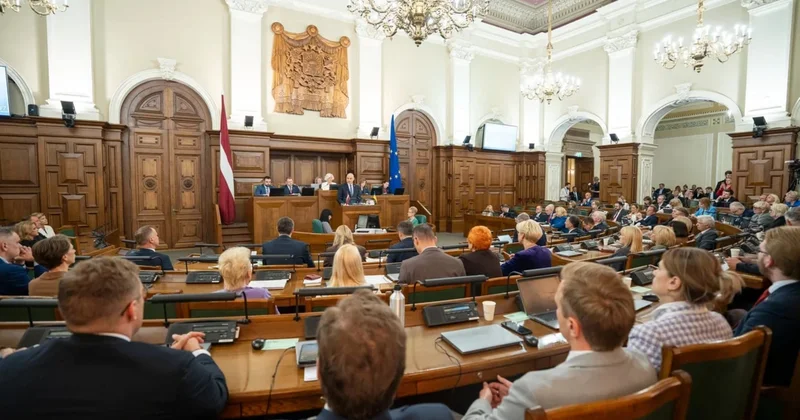 Сейм Латвии отклонил предложение премьера Кулбергса о введении золотых виз