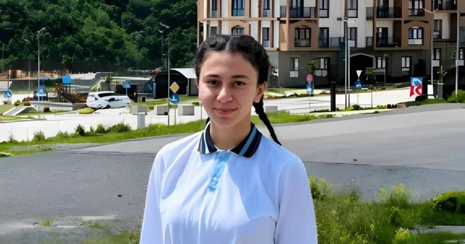 Nəzrin Atakişiyeva: Kəlbəcərin ilk məzunu olmaq mənim üçün böyük qürurdur