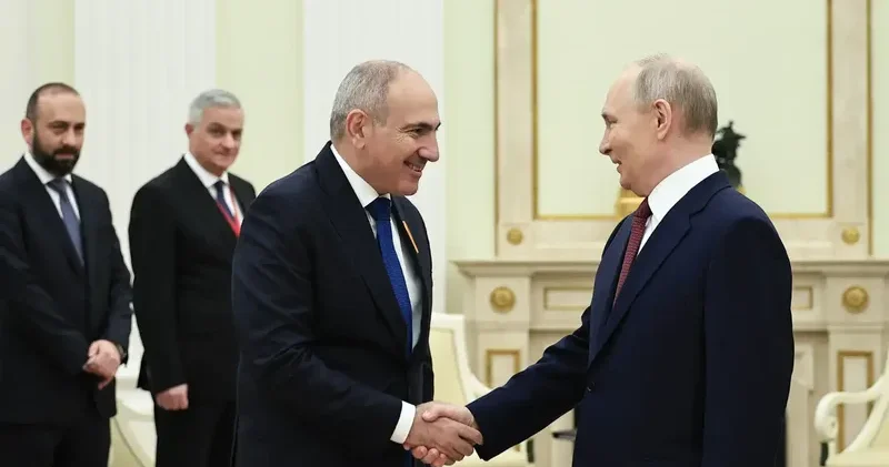 Paşinyandan Putinə: Bir birimizə hörmət etməliyik