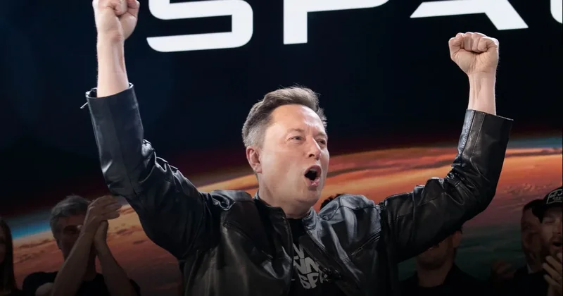 Акции SpaceX выросли на 19% в первый день торгов