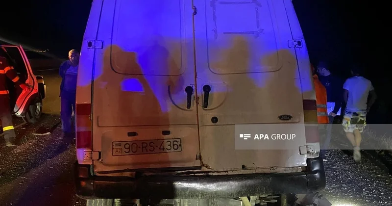 Şəmkirdə “Ford” yük avtomobilinə çırpılıb, bir nəfər ölüb