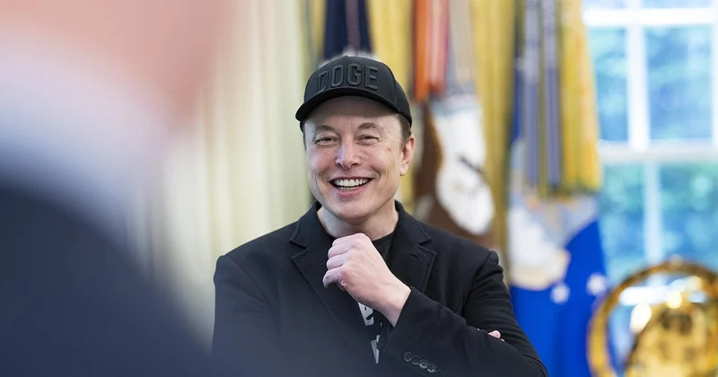 Маск стал первым триллионером в истории благодаря IPO SpaceX
