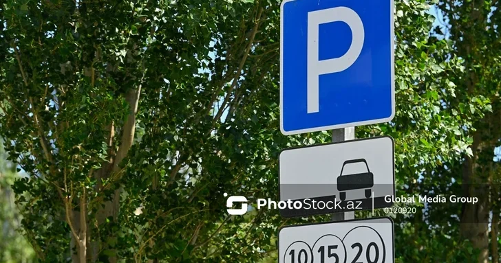 Жалоба на работу AzParking: водитель в Баку заявил о техническом сбое и выписанном штрафе